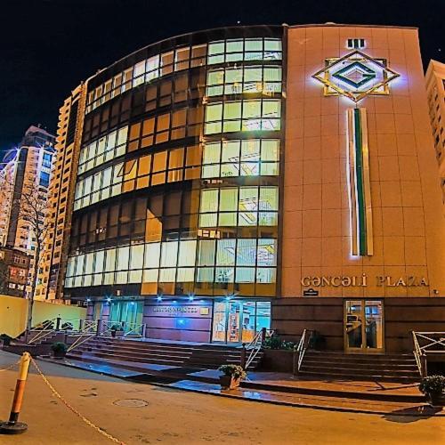 Ganjali Plaza Bakü